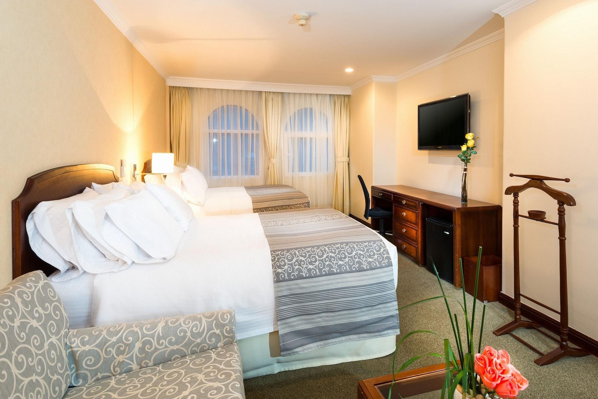 Hotel Dann Carlton Богота Екстериор снимка
