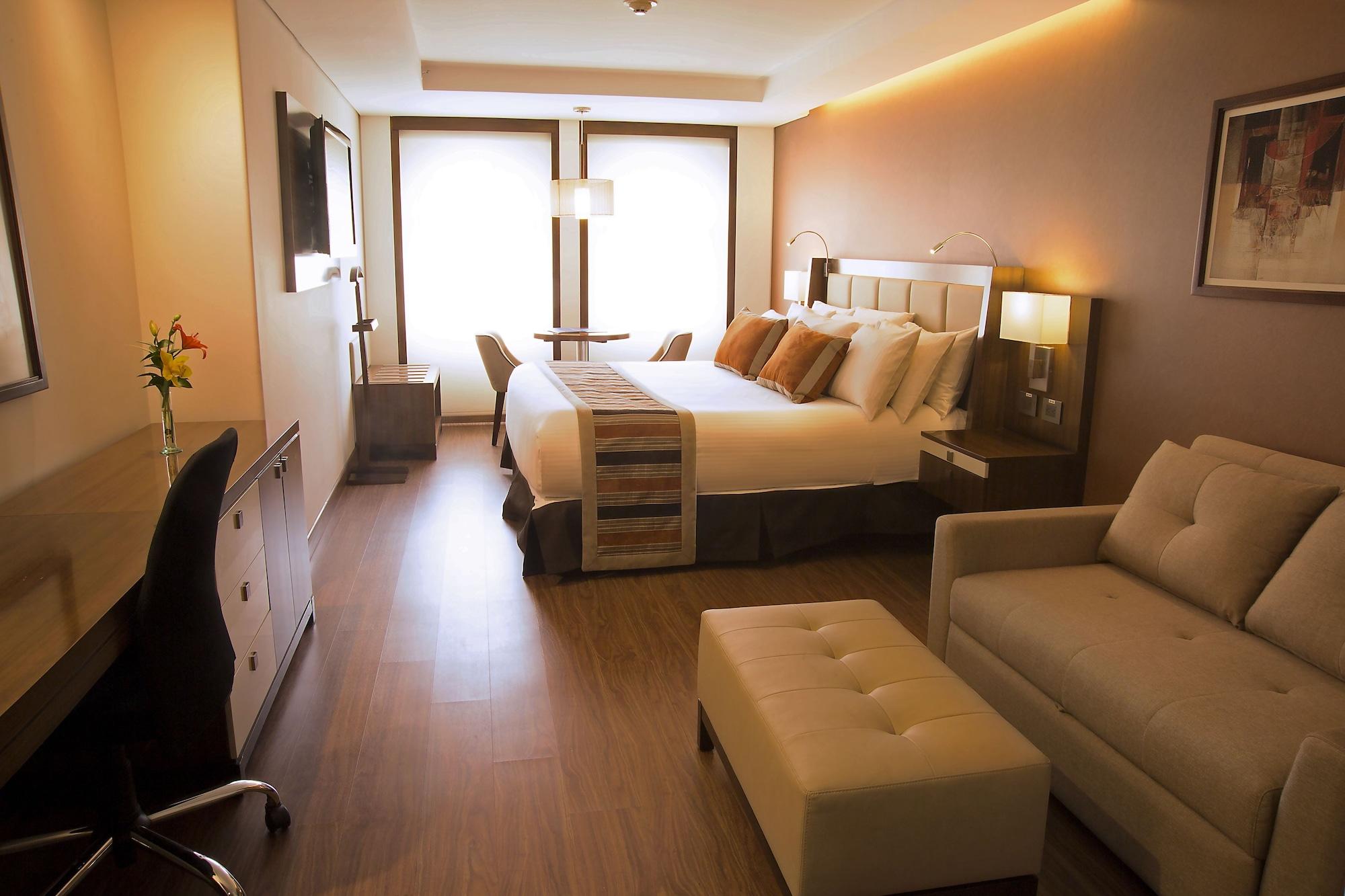 Hotel Dann Carlton Богота Екстериор снимка A typical studio apartment