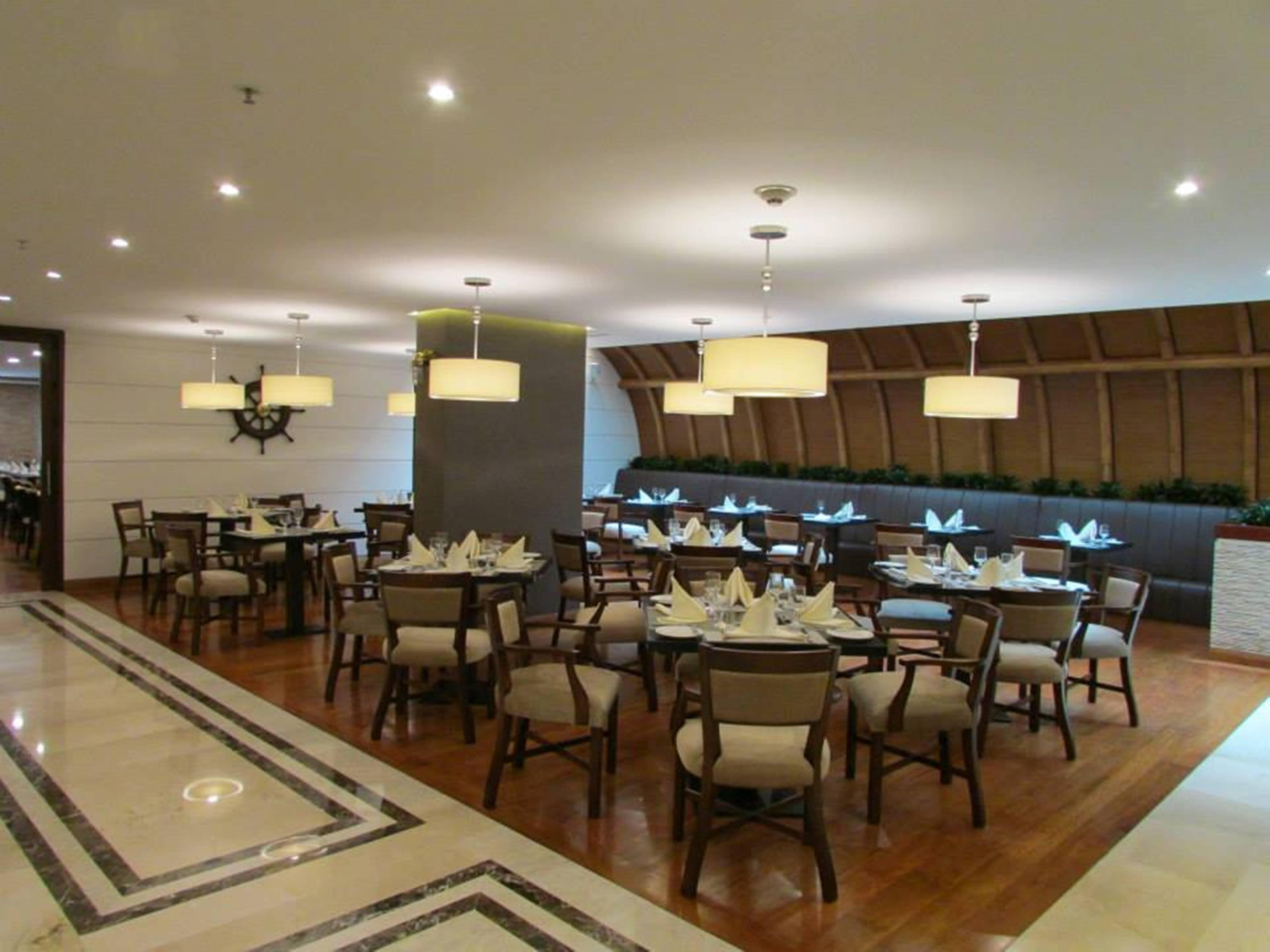 Hotel Dann Carlton Богота Екстериор снимка The restaurant